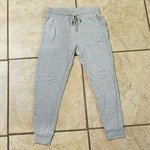 Grey juniors joggers sz small